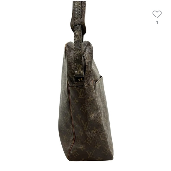 Authentic Louis Vuitton  Monogram crossbody bag - Picture 2 of 10